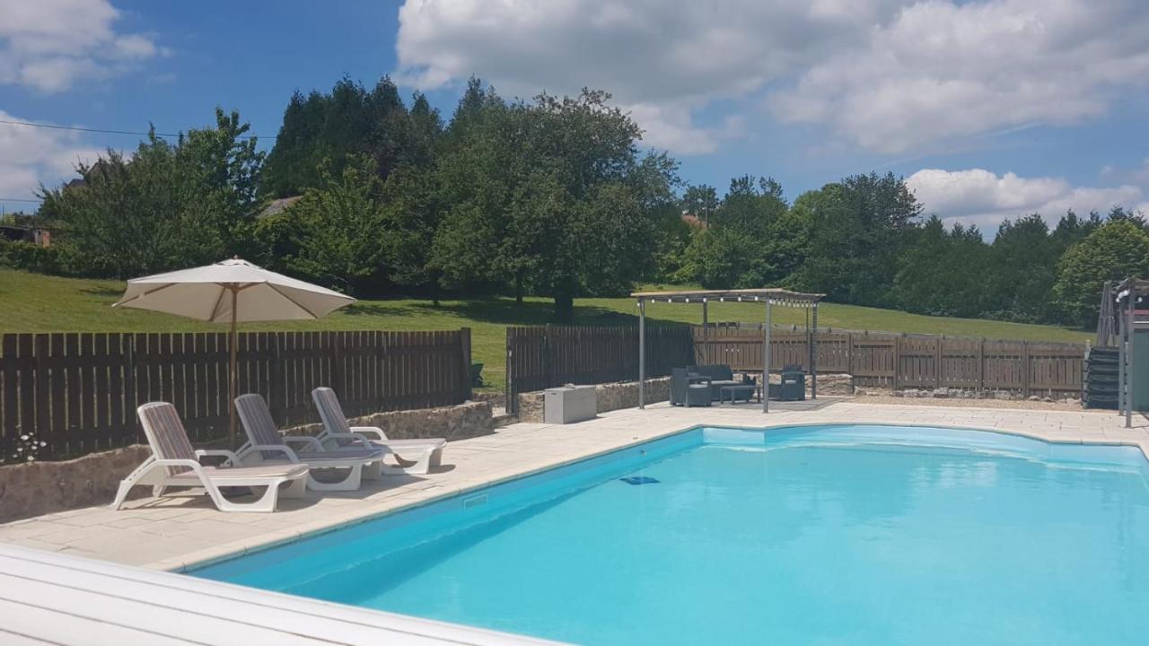 Character 2 Bed Cottage Within Walking Distance Of Bar/Restaurants Piégut-Pluviers 외부 사진