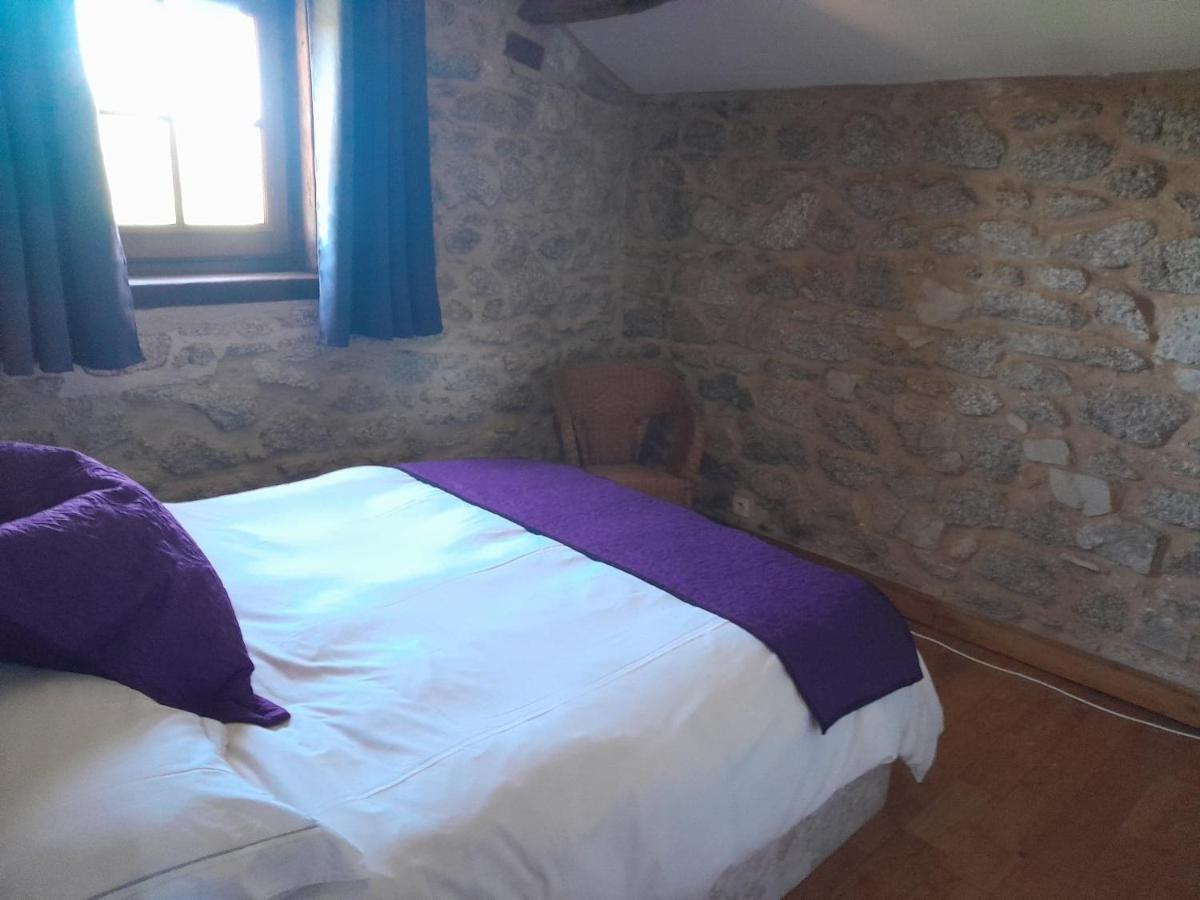 Character 2 Bed Cottage Within Walking Distance Of Bar/Restaurants Piégut-Pluviers 외부 사진